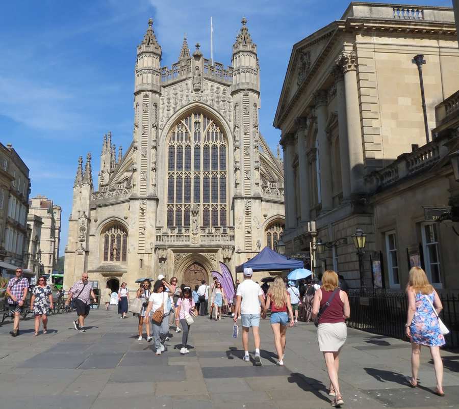 Bath Abbey during the day. Beautiful!